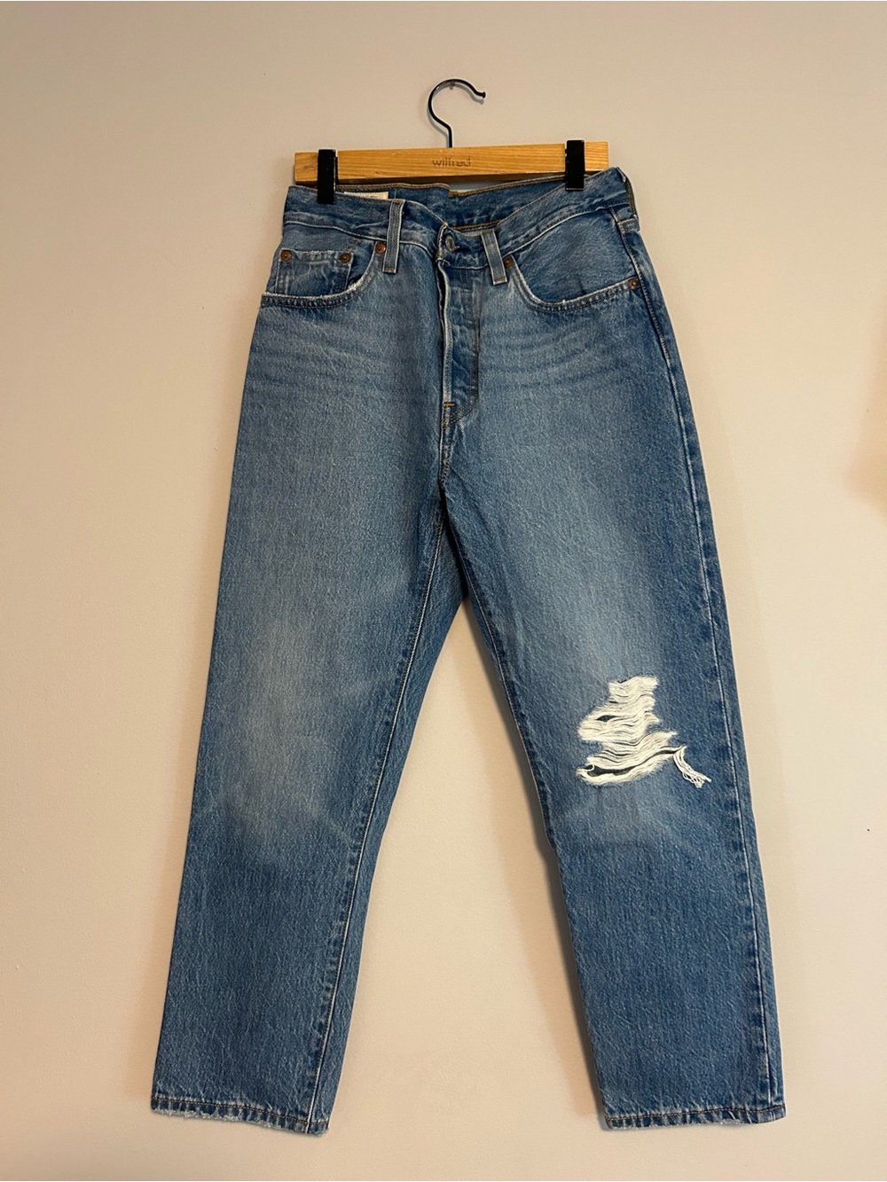 Levi’s 501 Women’s Blue Distressed